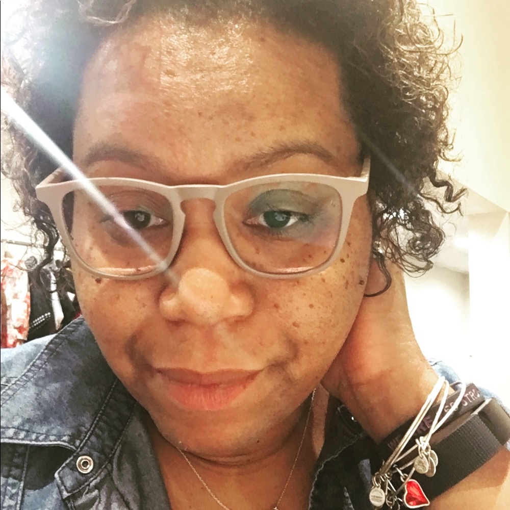 Meet your Posher, Nneka